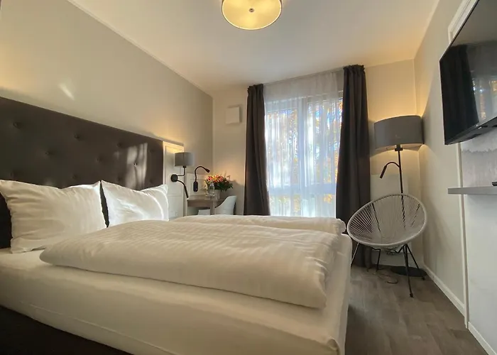 Hotel Signature East Falk 3*
