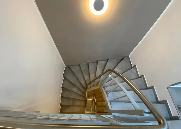Signature East Falk Hotel 3*